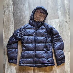 Stio Women's Hometown Down Hooded Jacket Mulberry Medium